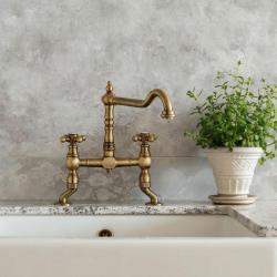 Nostalgisk køkkenhane Bronze V1979BRST