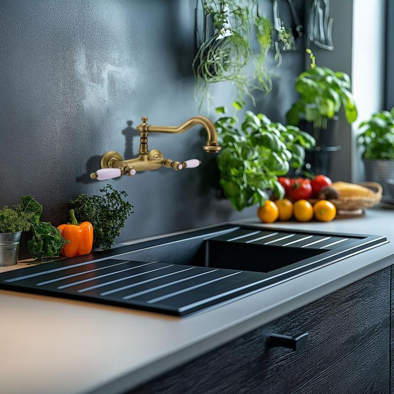 PB klassisk vandhane Væghængt vandhane Hvide håndtag Bronze 1208854182