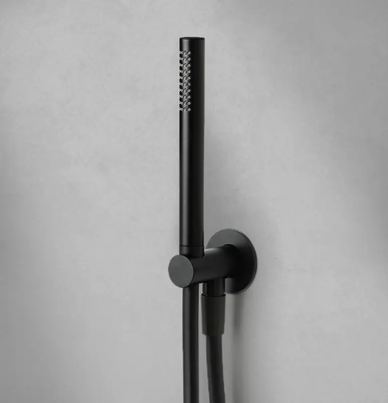 Waterevolution Flow badeværelsesarmatur komplet med vægforbindelse Børstet messing T1621LE