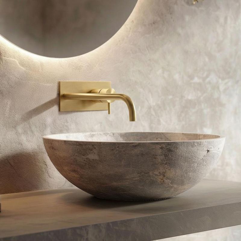 Waterevolution Flow indbygget håndvaskarmatur med dækplade i børstet messing med udløb 21 cm T1161LE-21