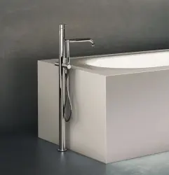 Waterevolution Flow fritstående badekararmatur med håndbruser gun metal T133GME