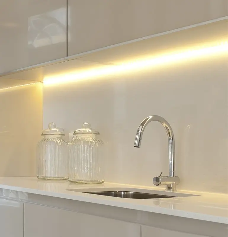 Waterevolution Flow køkkenarmatur massivt rustfrit stål med udtrækkelig tud T155IE