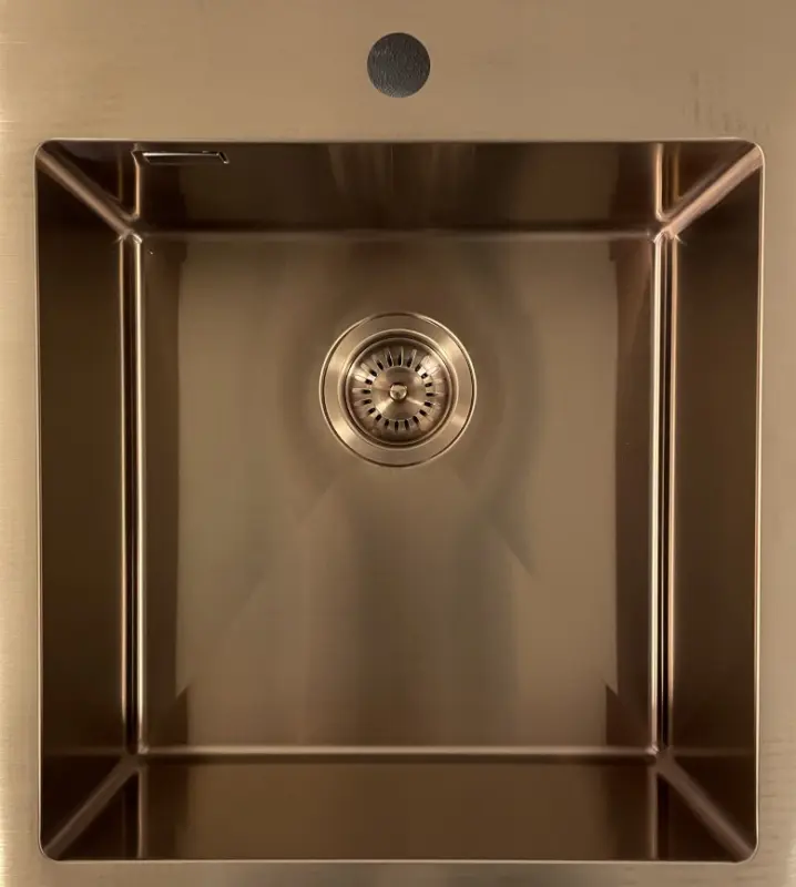 Ausmann Weser RVS håndvask kobber farve PVD Copper 45x51 med hanehul underbygning planmontering og overbygning 080945