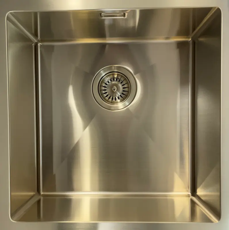 Ausmann Mosel rustfrit stål køkkenvask i guld farve PVD guld 50x40 undermontering, planmontering og overmontering 080921