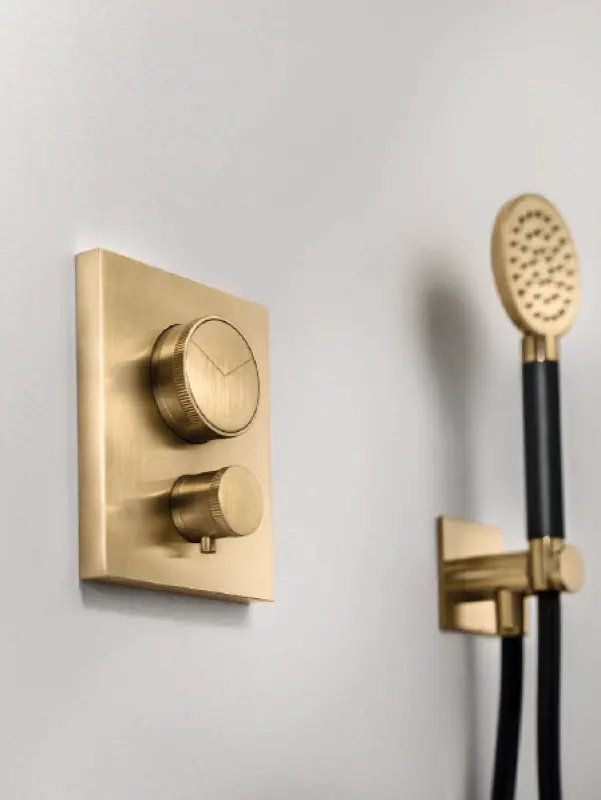 SB Rubinetterie Universal håndbrusersæt med slange og ophængskrog børstet messing guld PVD 1208953551