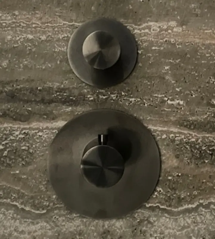 SB 316 AESTHETICS Rund Indbygget termostatventil med 2 udgange / stop-omskifterventil PVD gun metal børstet 1208954918