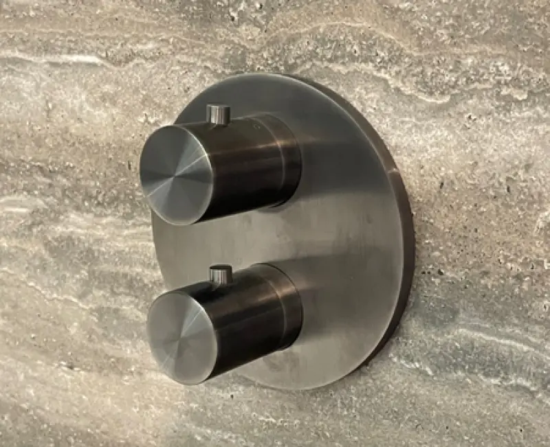 SB Universale Ronde Indbygningstermostat med 2 udgange PVD gun metal 1208955168