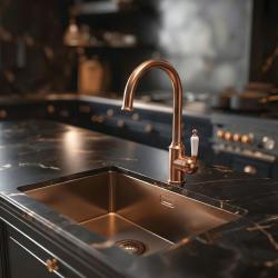 Quadri Workshop klassisk nostalgisk køkkenarmatur i kobber PVD med keramisk håndtag 1208956101