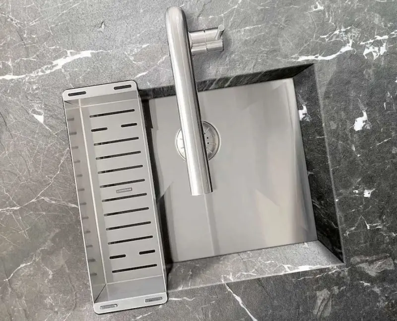 Lorreine 42WT arbejdsbord med rustfrit stål vask 42x42cm til indbygning i keramik eller natursten 1208956234