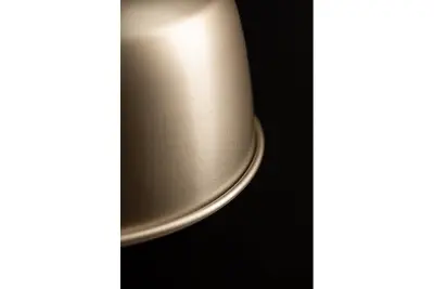 Decor Zenit metal kuppelformet beige hængelampe med metallisk finish 4871