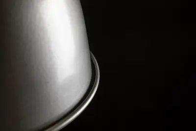 Dekor Zenit metal kuppelformet grå pendellampe med metallisk finish 4895
