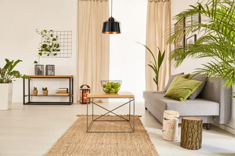 Dekor Goa sort hængelampe med dekorativ gylden ramme 3512