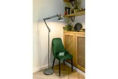 Dekor Artemia grå gulvlampe lang metalarm diameter 16,5 cm 2300