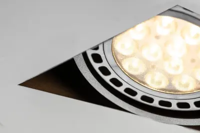 Decor Milo sort indbygget loftlampe uden ramme med 1 lyskilde 4731