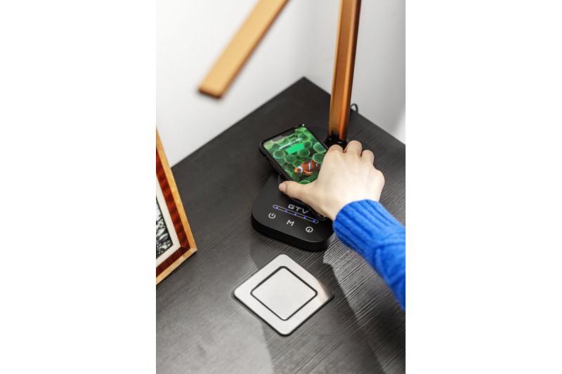 Bureau decor lamp Bressi 8W 450lm AC220-240V 3-CCT Trådløs Opladning USB PF>0,5 RA>80 Sort / Guld 1208962479