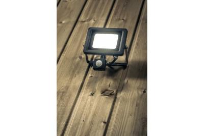 LED-projektør iNEXT med bevægelsessensor 20 W 1600 lm, PF>0,9, RA>80, IP65, 120°, 6400 K, sort krop 1208962859