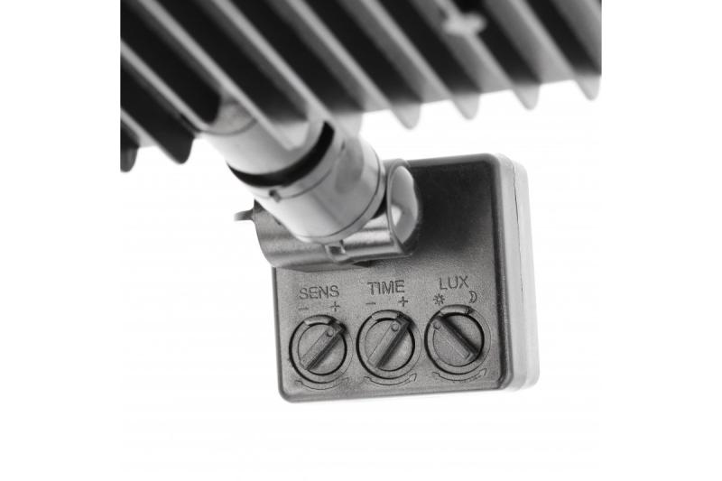 LED-projektør iNEXT med bevægelsessensor 30 W 2400 lm, PF>0,9, RA>80, IP65, 120°, 6400 K, sort krop 1208962860