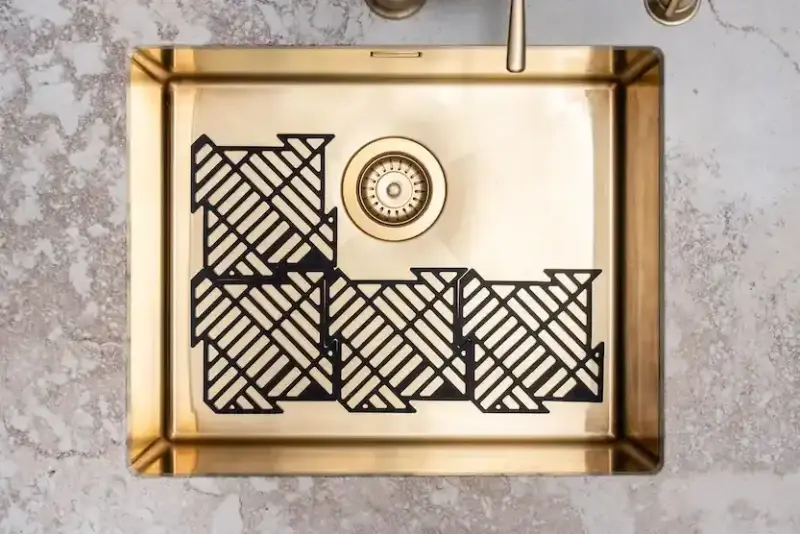 Magisso Happy Sink Puslespil sort bundbeskytter 4 stk. til vask sort 32,5 x 32,5 cm 1208967385