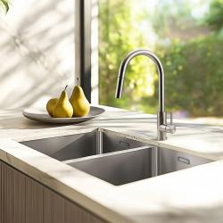 Pure.Sink Elite Steel Stream-S køkkenarmatur i rustfrit stål med udtrækbar tud PS8045-02