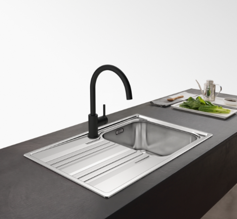 Franke Lina XL Køkkenarmatur Sort med Drejelig Tud 115.0626.019