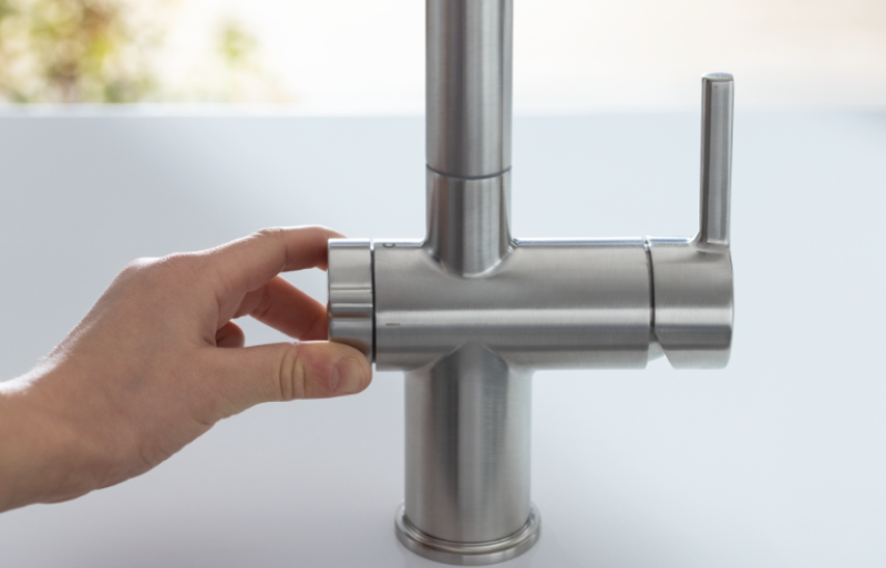 Franke Active Twist Enhåndsblander i rustfrit stål-look med udtrækkelig tud og integreret affaldsbetjening 115.0653.505