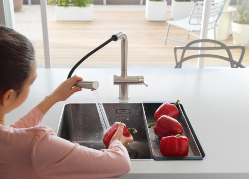 Franke Active Twist Enhåndsblander i rustfrit stål-look med udtrækkelig tud og integreret affaldsbetjening 115.0653.505