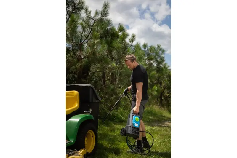 Högert Kompakt Højtryksrenser 1500W - 120 bar