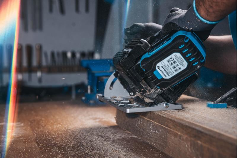 HÖGERT akku cirkelsav, 18V, zonder akku, støvsugertilslutning