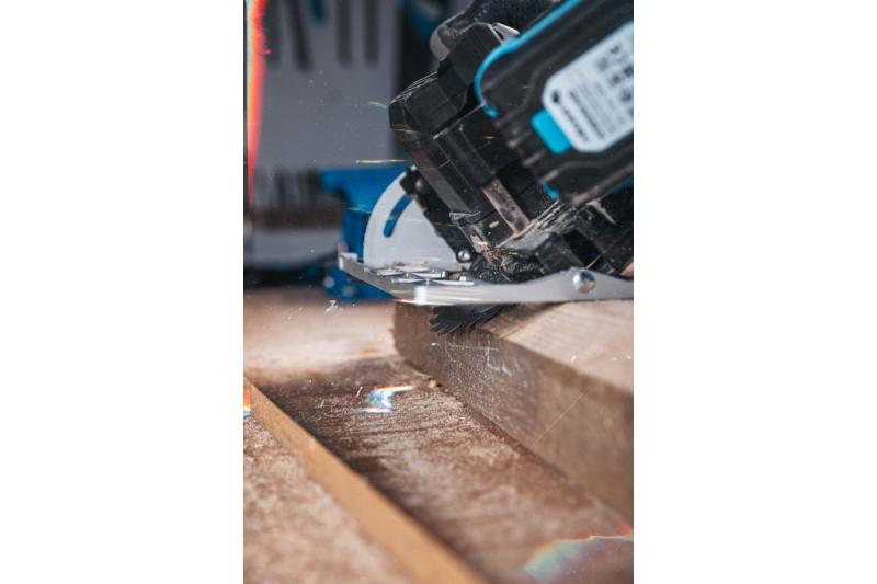 HÖGERT akku cirkelsav, 18V, zonder akku, støvsugertilslutning