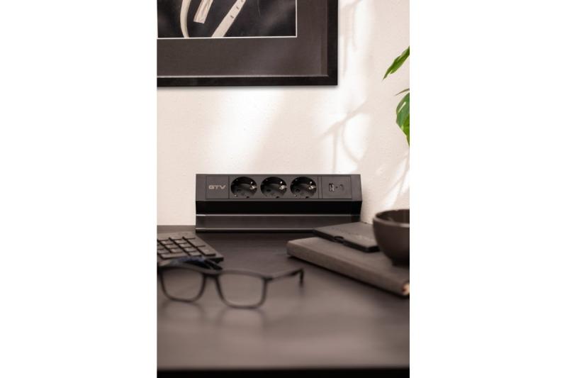 Møbelstik BASCO, 3xSCHUKO, USB A+C, kabel 1,5 m, sort