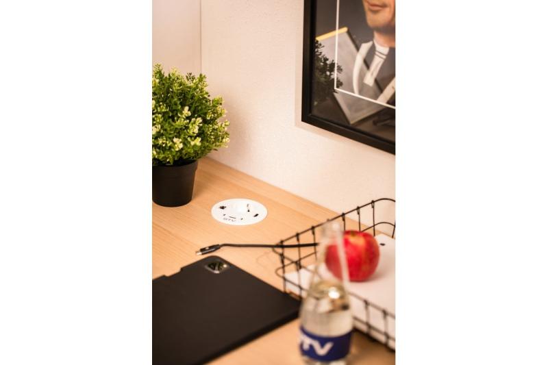 Møbelstik RONDO, 1xSCHUKO, 1xUSB-A, 2xUSB-C, HDMI, RJ45 kabel 1,5 m, hvid