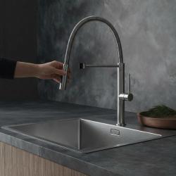 Pure.Sink Luxion Massiv RVS køkkenarmatur profi med fleksibel udløb og 2 stråleformer PLXFLEX-02