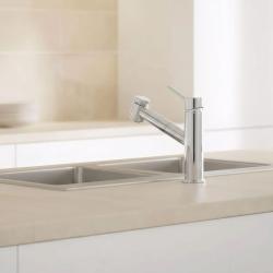 Aquanello Voss Køkkenarmatur i krom med udtrækkelig tud og sprøjtefunktion CR-7200-VS