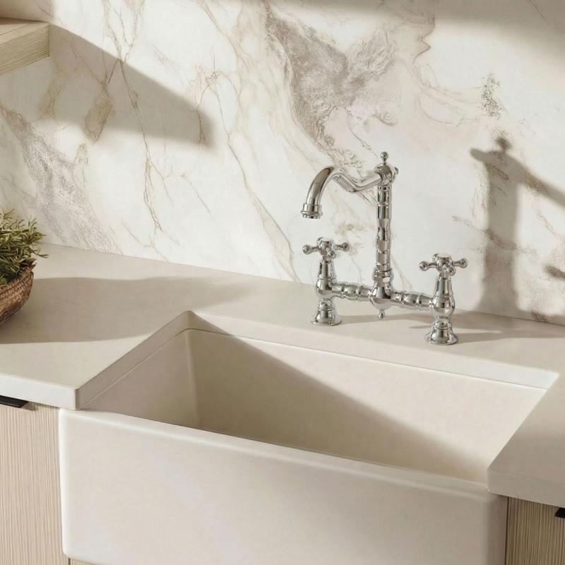 Aquanello Heritage Ascot Klassisk køkkenarmatur i nostalgisk bro-design, krom med krydsgreb, CR-4001-HA