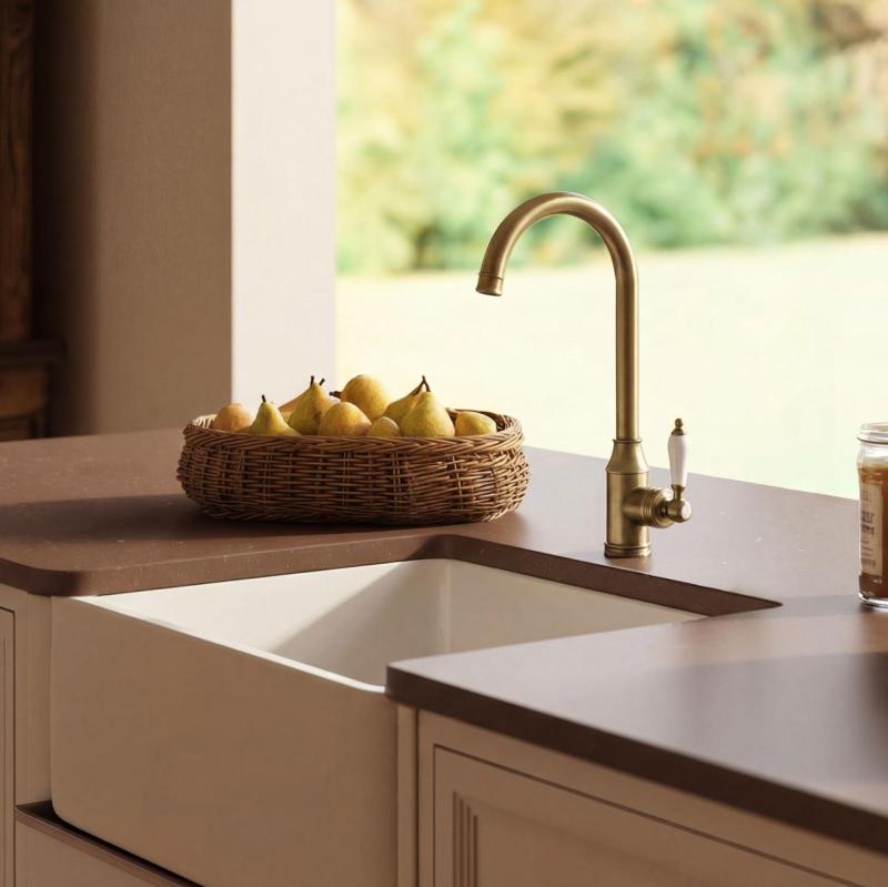 Aquanello Heritage Manor Klassisk køkkenarmatur i nostalgisk stil, bronze BN-9001-HM