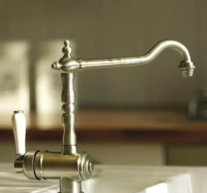 Nostalgisk køkkenhane V1920 Krom