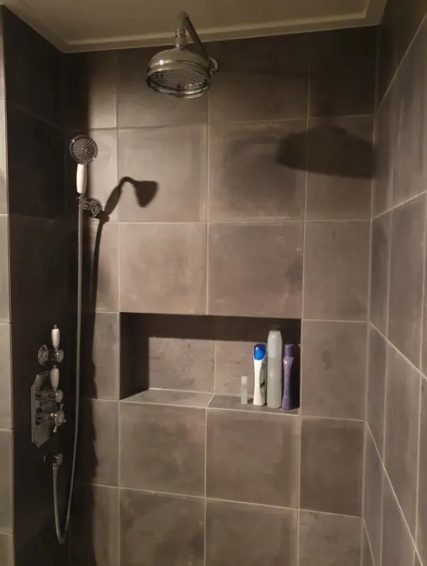 Huber Victorian Termostatisk Indbygget Brusesæt Krom 913.VT01H.CR